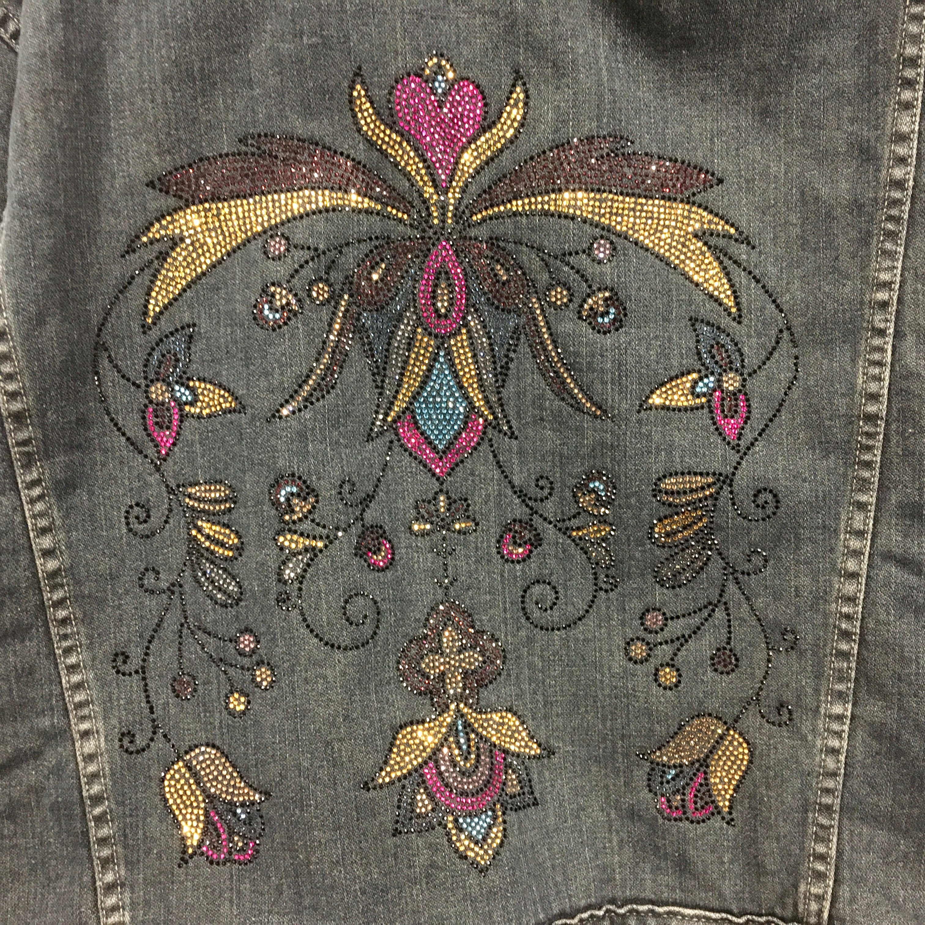 Sweetgrass Ember Rhinestone Hot Fix