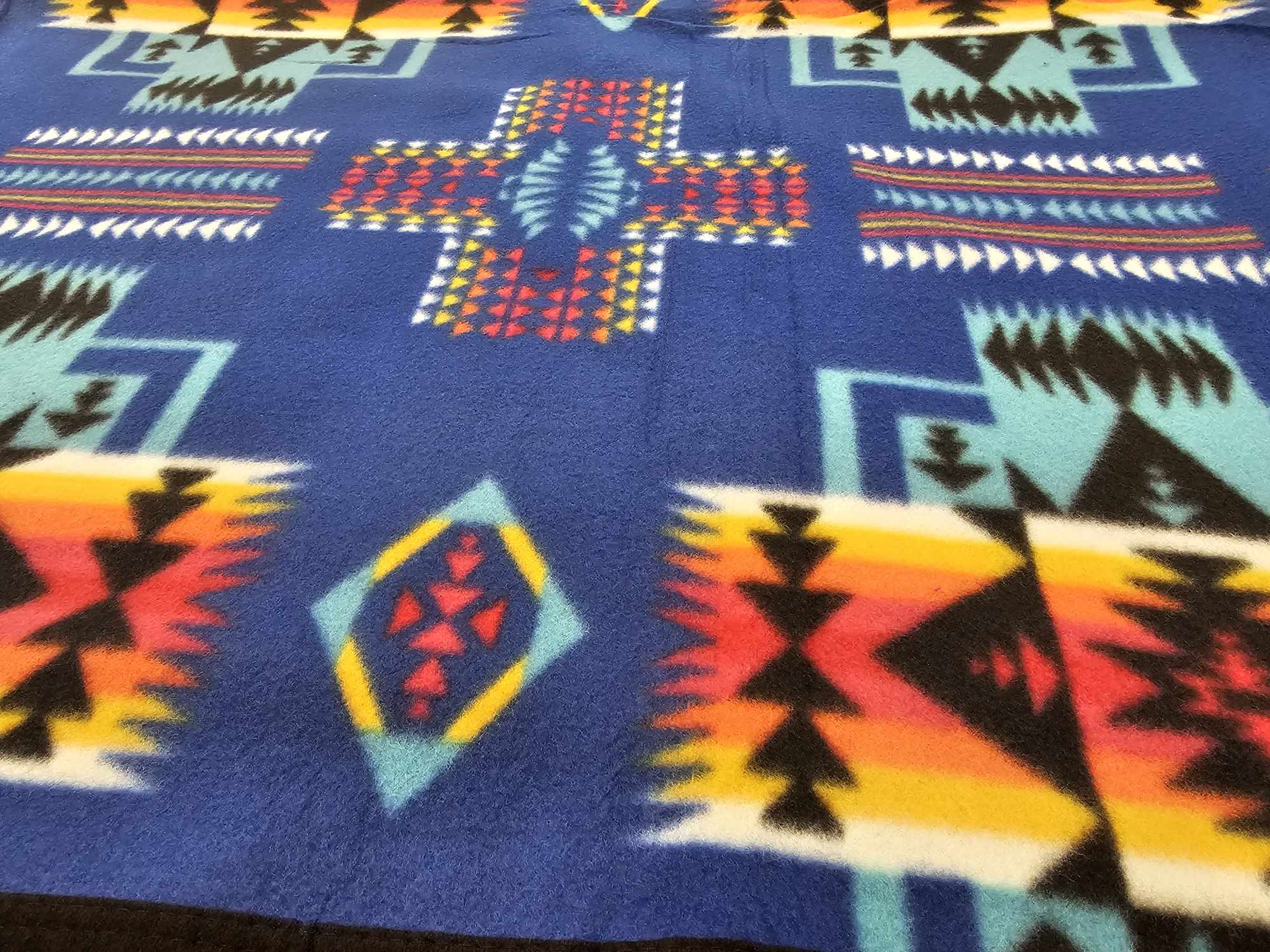 Geometric Fleece Blanket