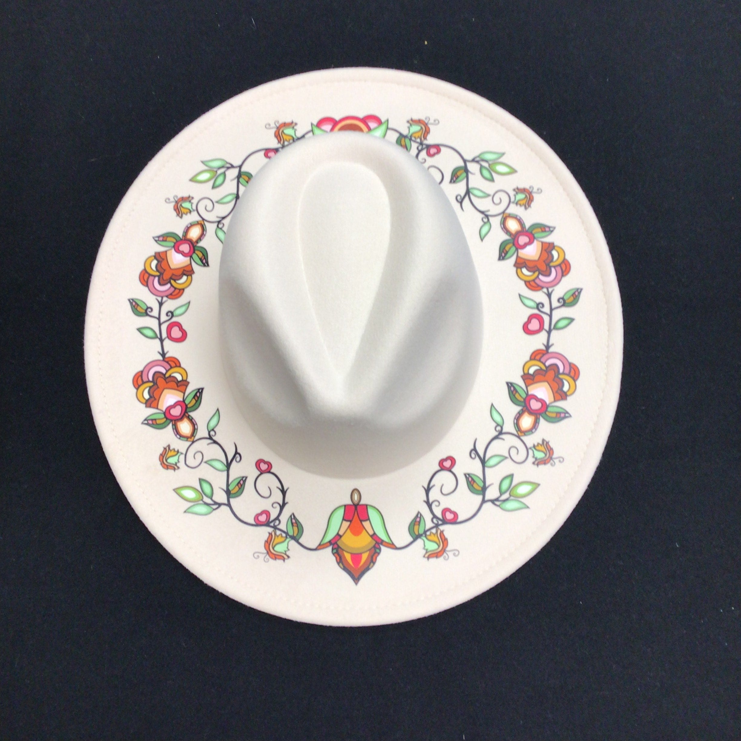 Sunrise Over the Red Plains Beige Fedora